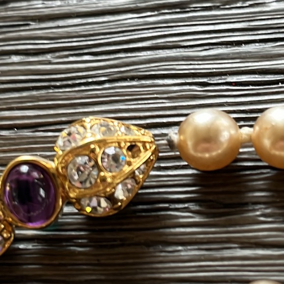 Vintage Nolan Miller Faux Pearl Rhinestone Gold tone Necklace - Picture 7 of 11